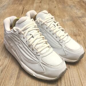 Women's 7.5 Brooks Addiction Walker 2A White 12009 111